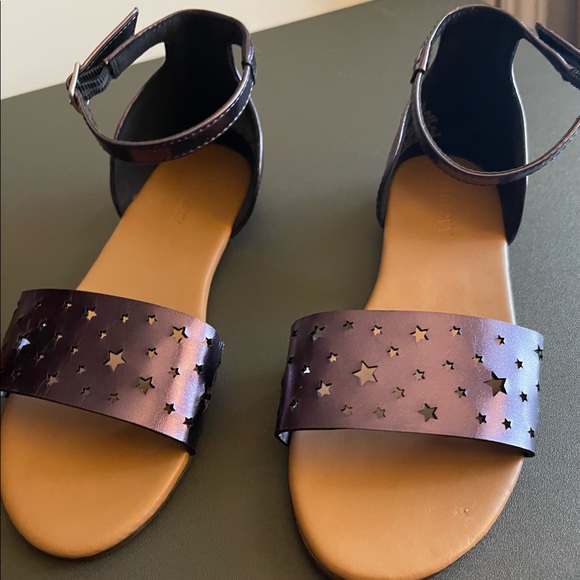 Old Navy - Purple Sandals Size 2 ~ Stars ~ Metallic Eggplant - Picture 4 of 12